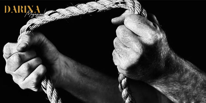 فاجأت زوجها على السحور.. أم تقتل أطفالها الثلاثة خنقاً