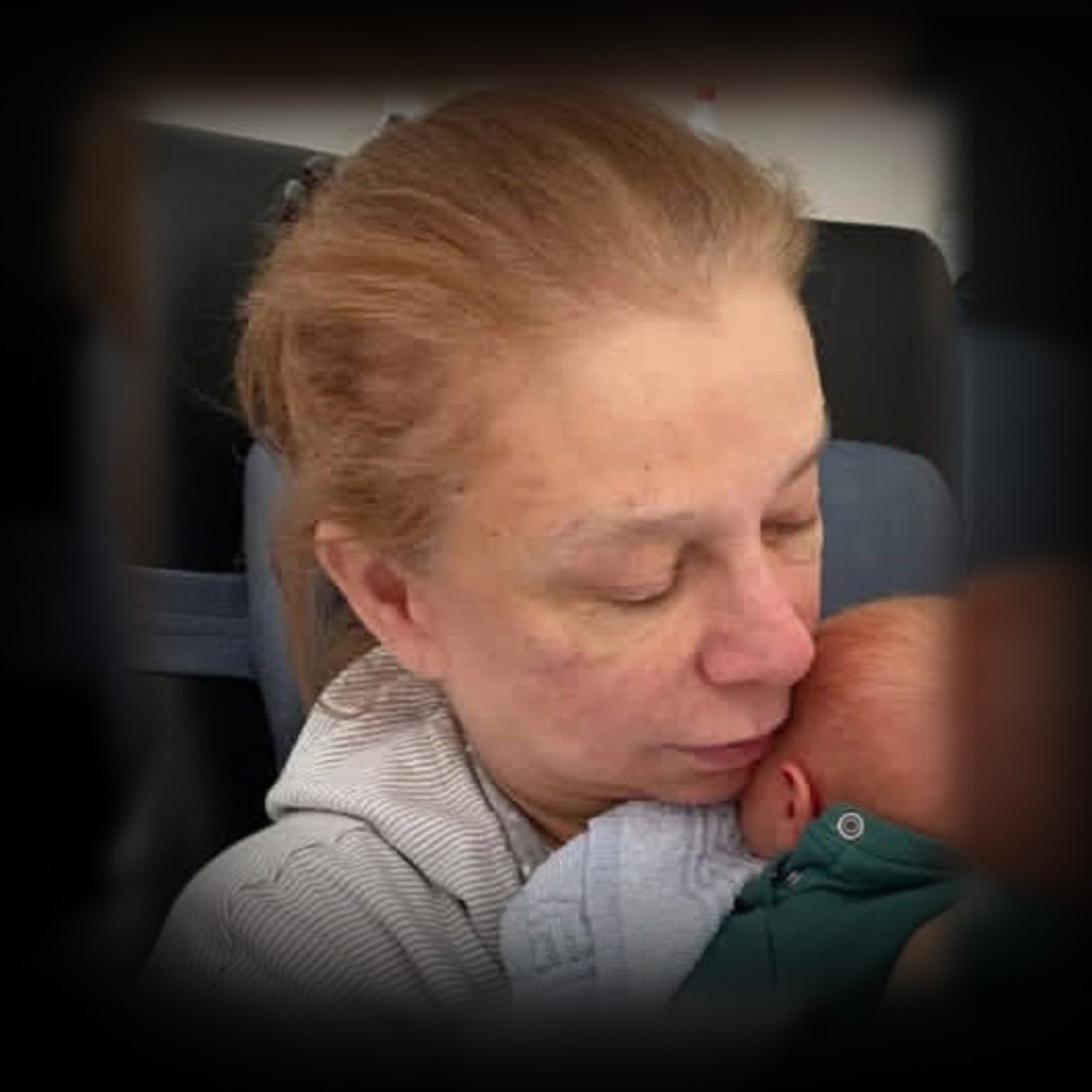 مسنة ألمانية عمرها 66 عاماً تنجب طفلها العاشر!